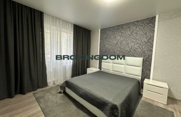 Фото Трехкомнатная квартира, продажа. Киев Дніпровський