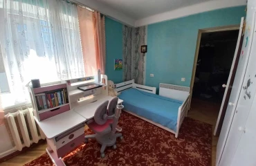 Fotografie Două Camere apartament, de vânzare. Kyiv Голосеевский, Vystavkovyi tsentr