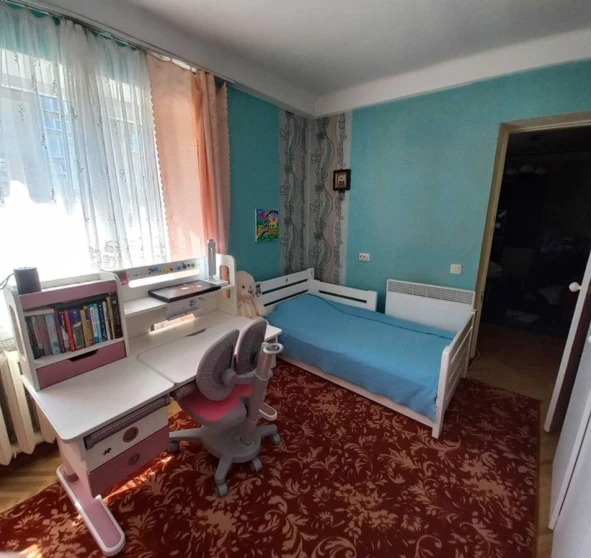 Zdjęcie 1. Dwupokojowe mieszkanie, na sprzedaż. Kyiv Голосеевский, Vystavkovyi tsentr