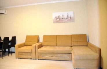 Zdjęcie Kawalerka mieszkanie, do wynajęcia. Kyiv Дарницкий