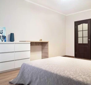 Zdjęcie 3. Kawalerka mieszkanie, do wynajęcia. Kyiv Дарницкий