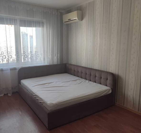 Fotografie 1. Garsonieră apartament, de închiriat. Kyiv Дарницкий