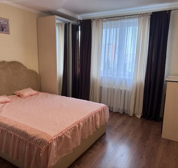 Fotografie 1. Două Camere apartament, de închiriat. Kyiv Дарницкий