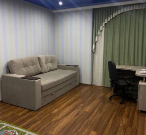 Foto 2. Tres Ambientes piso, para alquilar. Kyiv Дарницкий