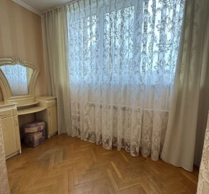 Foto 2. Dos Ambientes piso, para alquilar. Kyiv Дарницкий