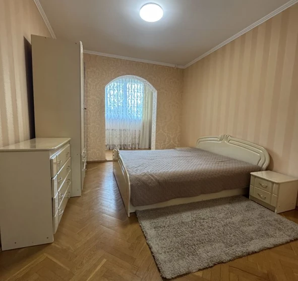 Foto 1. Dos Ambientes piso, para alquilar. Kyiv Дарницкий