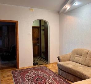 Foto 4. Tres Ambientes piso, para alquilar. Kyiv Дарницкий