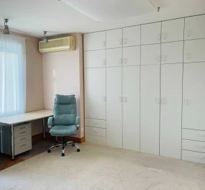 Foto 3. Dos Ambientes piso, para alquilar. Kyiv Дарницкий