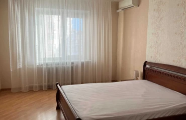 Фото Однокімнатна квартира, оренда. Київ Дарницкий