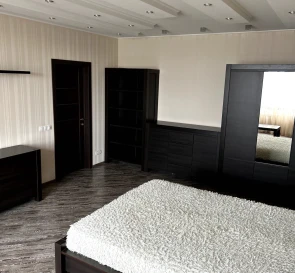 Фото 3. Четырехкомнатная квартира, оренда. Київ Дарницкий