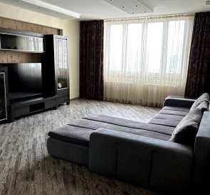 Фото 4. Четырехкомнатная квартира, оренда. Київ Дарницкий