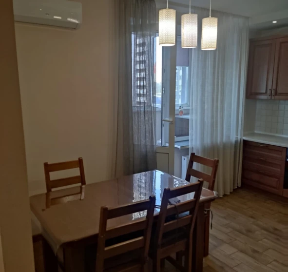 Фото 1. Трикімнатна квартира, оренда. Бровари Київська