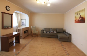 Фото Трикімнатна квартира, оренда. Київ Дарницкий район, Позняки