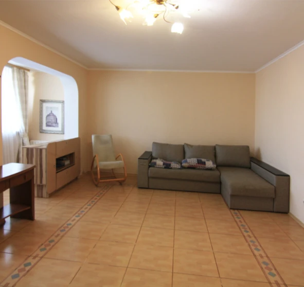 Фото 1. Трикімнатна квартира, оренда. Київ Дарницкий район, Позняки