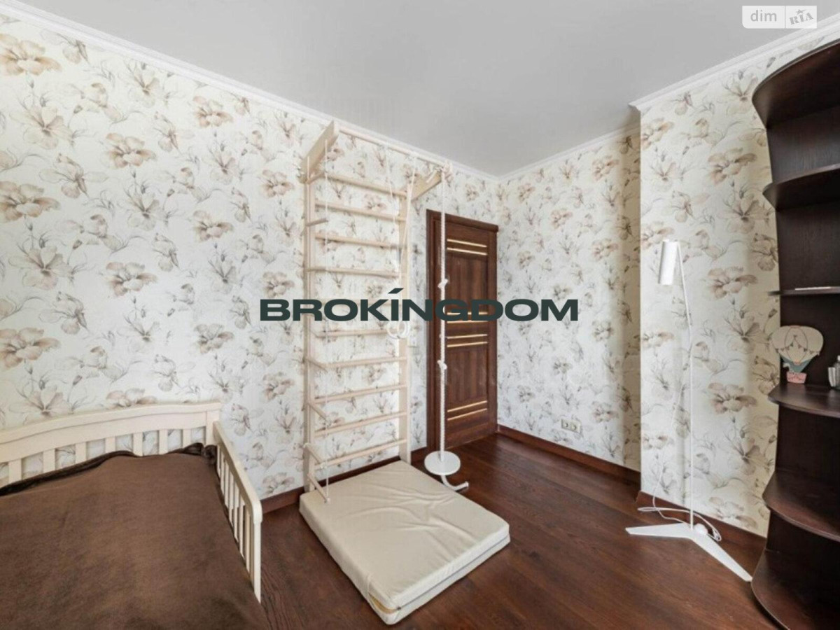 Photo Three-Room flat, for sale. Kyiv Голосіївський