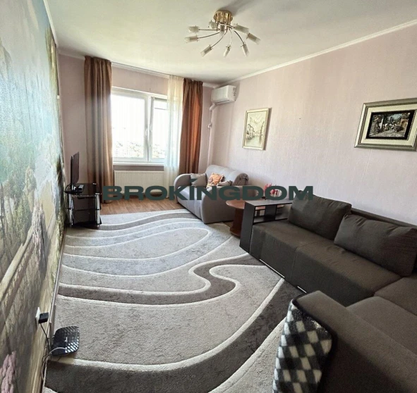 Photo 1. One-Room flat, for sale. Kyiv Дарницький