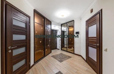 Photo Three-Room flat, for sale. Kyiv Голосіївський