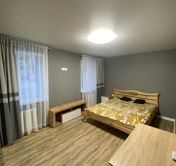 Fotografie 1. Garsonieră apartament, de închiriat. Poltava Шевченковский (Октябрьский)