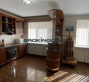 Foto 3. Tres Ambientes piso, en venta. Kyiv Оболонський