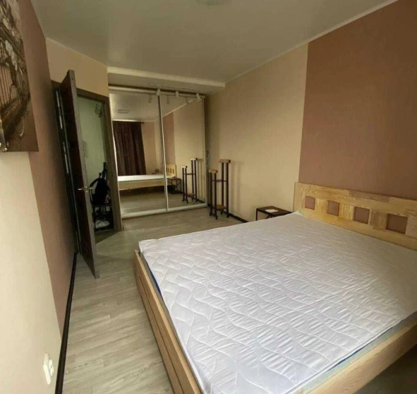 Foto 1. Monoambiente piso, para alquilar. Kyiv Дарницкий