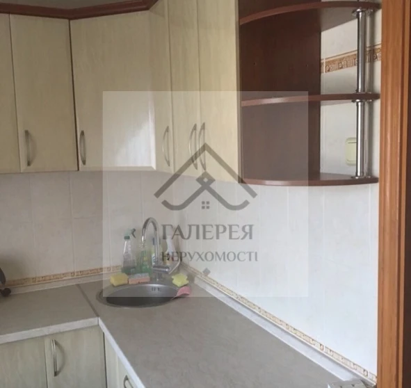 Fotografie 1. Patru Camere apartament, de închiriat. Poltava Шевченковский (Октябрьский)