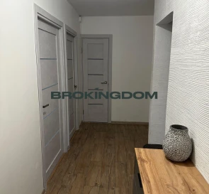 Zdjęcie 5. Trzypokojowe mieszkanie, na sprzedaż. Kyiv Оболонський