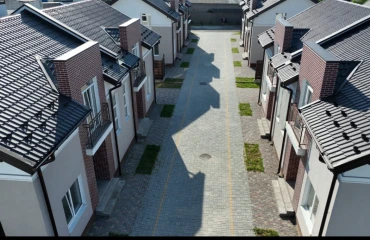 Фото Будинок, продаж. Гатне Озерна