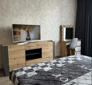 Фото 4. Трикімнатна квартира, оренда. Київ Дарницкий район, Позняки