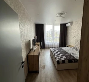 Фото 5. Трикімнатна квартира, оренда. Київ Дарницкий район, Позняки