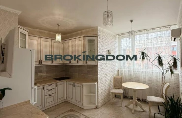 Foto Tres Ambientes piso, en venta. Kyiv Шевченківський