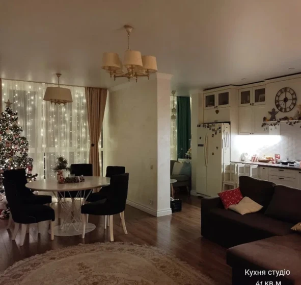 Фото 1. Четырехкомнатная квартира, продаж. Київ Голосеевский