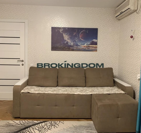 Фото 1. Двокімнатна квартира, продаж. Київ Солом'янський