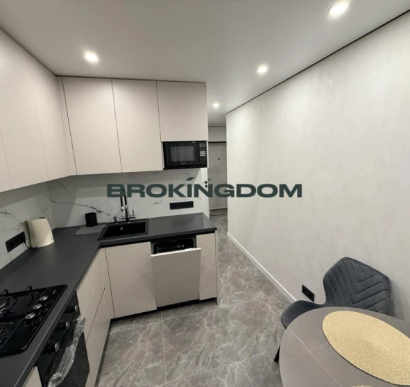 Фото 1. Двокімнатна квартира, оренда. Київ Шевченківський