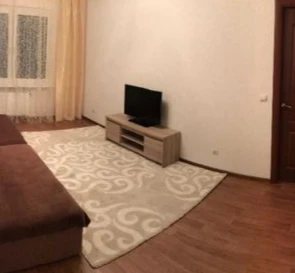 Фото 4. Трикімнатна квартира, оренда. Київ Дарницкий