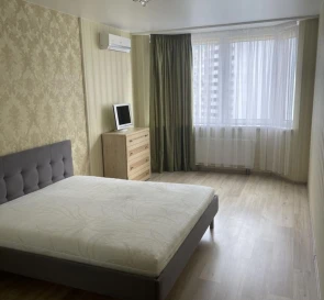 Фото 2. Однокімнатна квартира, оренда. Київ Дарницкий