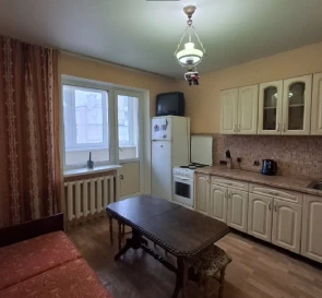 Фото 4. Однокомнатная квартира, аренда. Киев Дарницкий район, Позняки