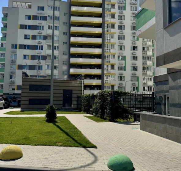 Фото 1. Двокімнатна квартира, продаж. Київ Дарницкий район, Вирлиця