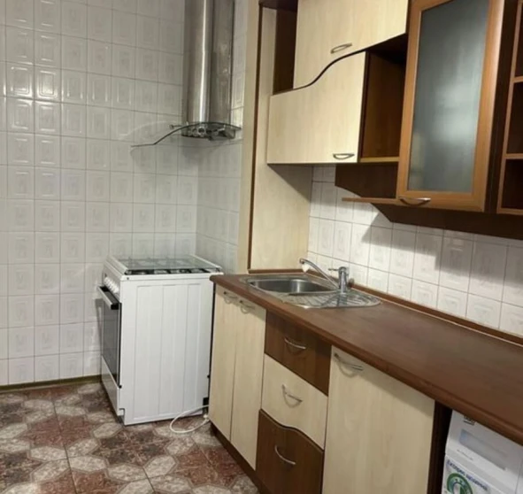 Photo 1. Three-Room flat, to rent. Poltava Шевченковский (Октябрьский)