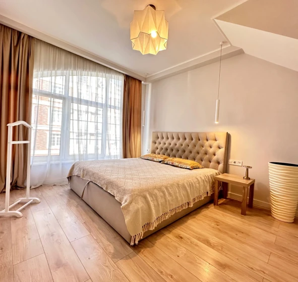 Фото 1. Многокомнатная квартира, продажа. Киев Голосеевский