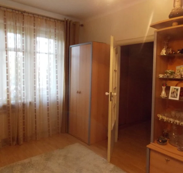 Foto 1. Dos Ambientes piso, en venta. Kyiv Голосеевский, Demiivska