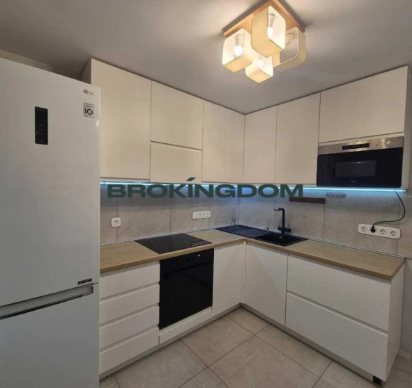 Фото 1. Трехкомнатная квартира, продажа. Бровары Ярослава Мудрого