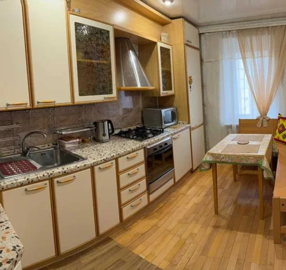 Zdjęcie 1. Trzypokojowe mieszkanie, do wynajęcia. Poltava Подольский