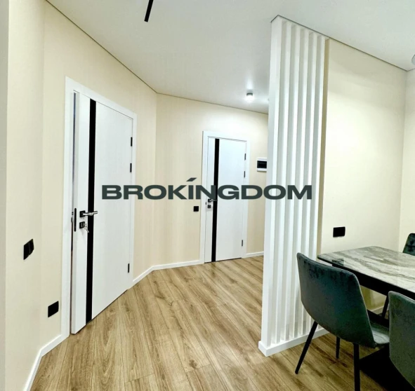 Foto 1. Monoambiente piso, en venta. Kyiv Голосіївський