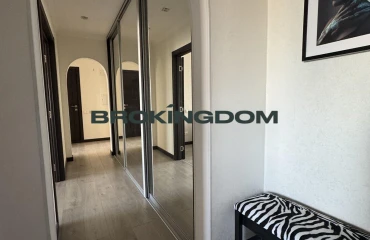 Foto Tres Ambientes piso, en venta. Kyiv Шевченківський