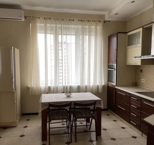 Фото 1. Двухкомнатная квартира, продажа. Киев Дарницкий район, Позняки