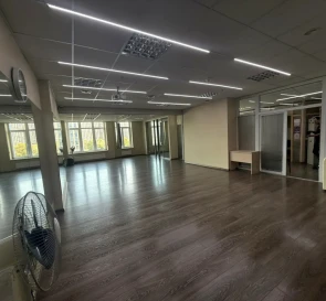 Foto 2. Comercial, para alquilar. Kyiv Дарницкий район, Osokorky