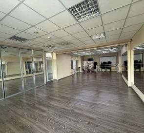 Foto 3. Comercial, para alquilar. Kyiv Дарницкий район, Osokorky