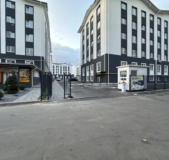 Фото 1. Двокімнатна квартира, продаж. Петрівське Теплична