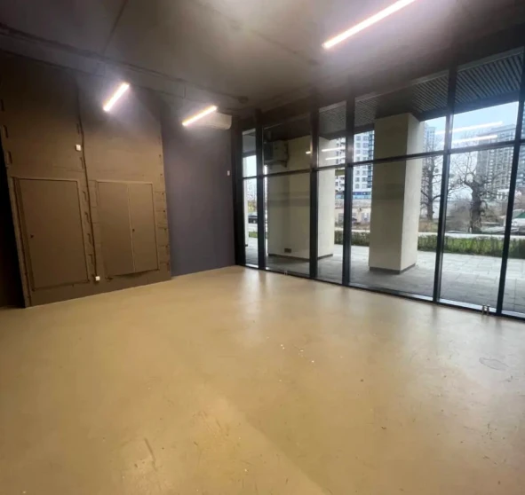 Фото 1. Коммерческая, аренда. Киев Дарницкий район, Славутич