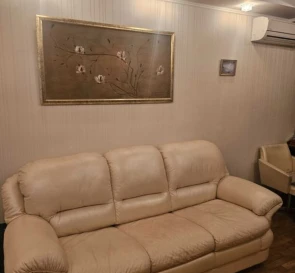 Фото 2. Двокімнатна квартира, продаж. Київ Голосеевский